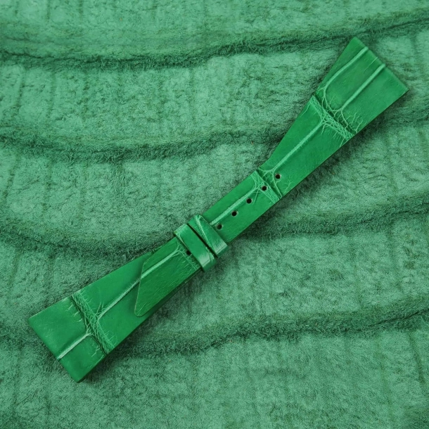 asymmetric light green alligator leather watch strap - king midas