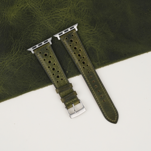 rally olive waxed badalassi carlo leather apple watch band